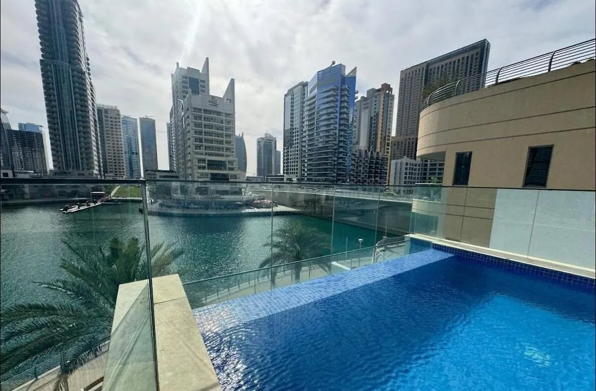 Luxury Sea View Studio In Dubai Marina