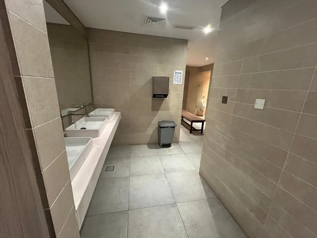 Luxury Sea View Studio In Dubai Marina Apartment